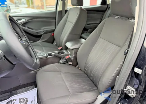 2016 Ford Focus Se z USA, uszkodzony, nr VIN 1FADP3KE0GL371522